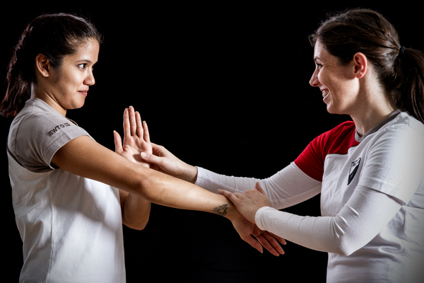 frauen-selbstverteidigung-personal-training-wing-tsun-frankfurt